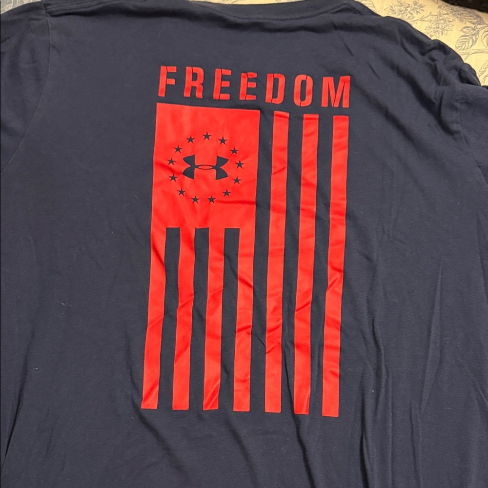 Under Armour Men's short Sleeve Navy Freedom Tee